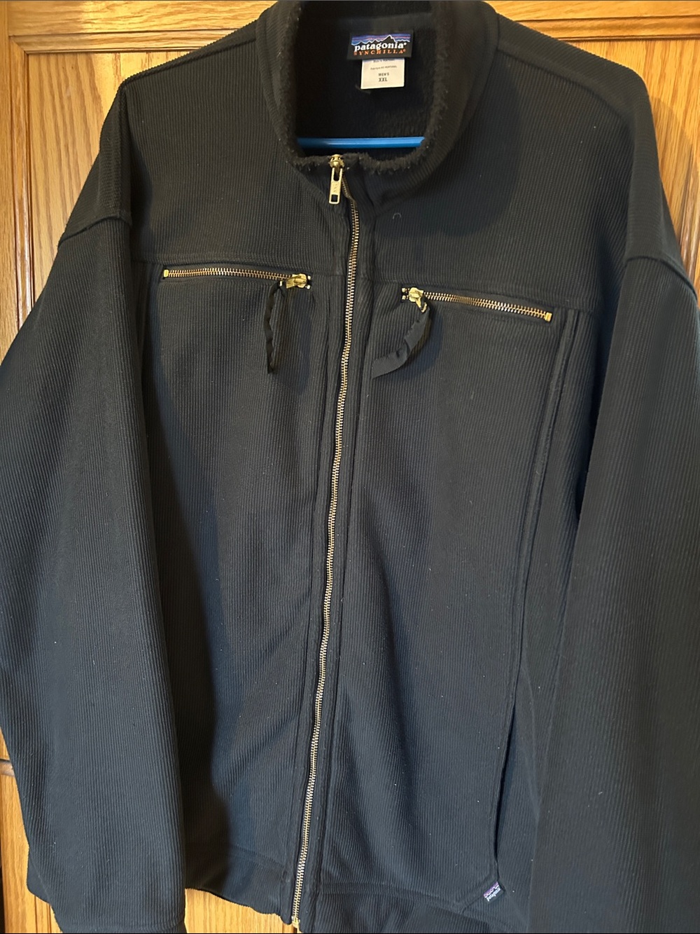 Vintage Patagonia Black Lightweight Full-Zip Jacket with Chest Zips